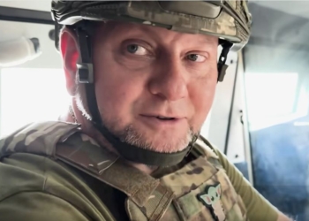 Залужний з начгенштабу побував на передовій (ВІДЕО)