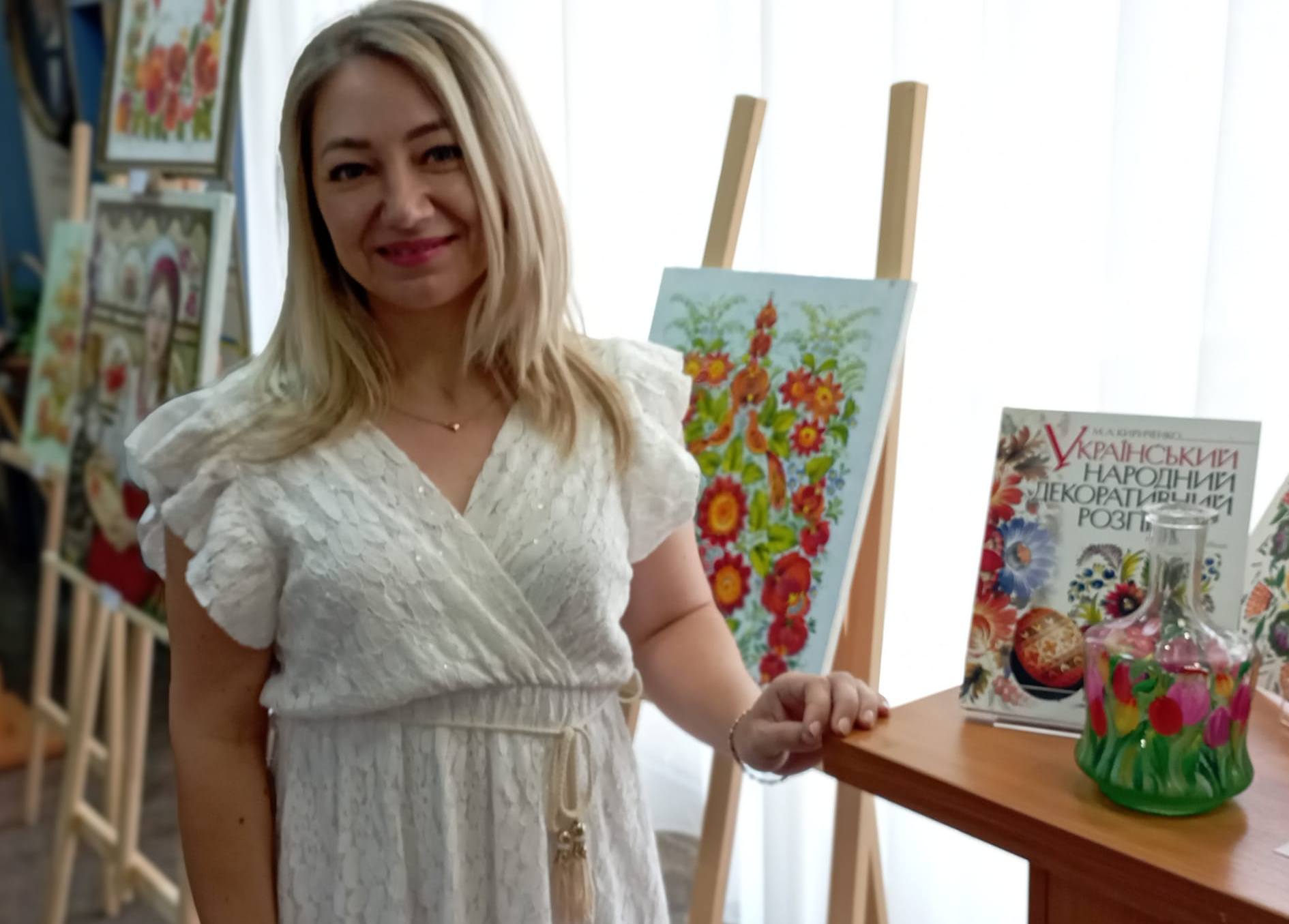 «Берегиня світла»: у Миколаєві відкрилась виставка Наталі Ракітіної (ФОТО)