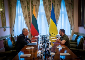 До Києва прибувають гості: Зеленський зустрівся з президентом Литви, головою та членом Президії Боснії і Герцеговини і прем’єром Молдови (ФОТО)