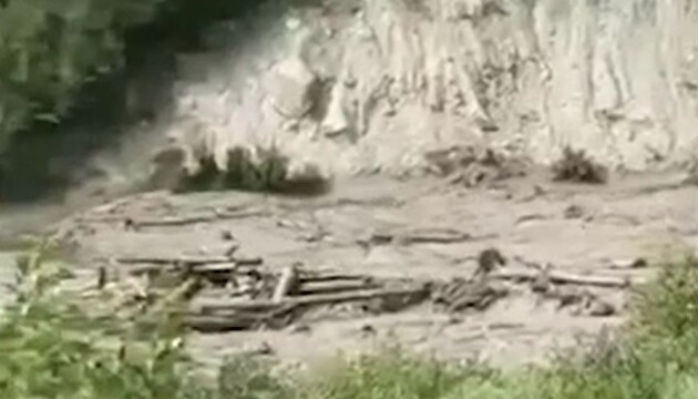 Зсув грунту у Грузії: підтверджено загибель 17 людей, завтра оголошено день жалоби