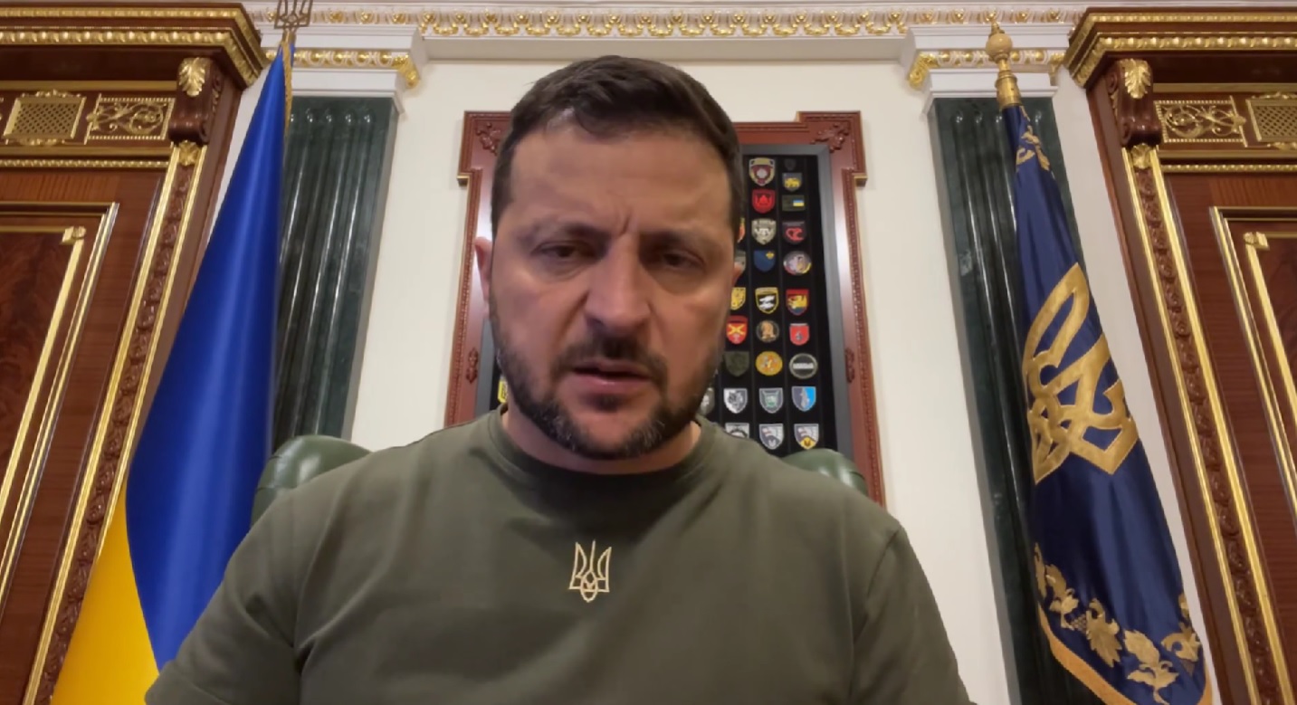 Зеленський провів засідання РНБО щодо перевірки військкоматів: «Звільняємо всіх обласних «воєнкомів»» (ВІДЕО)