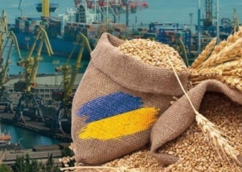 Україна відкрила реєстрацію торгівельних суден, які готові йди в наші порти тимчасовими коридорами