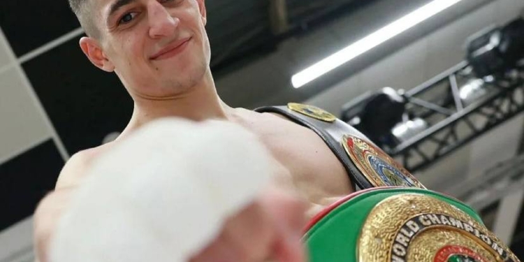 Миколаївець став чемпіоном світу з боксу за версією UBO