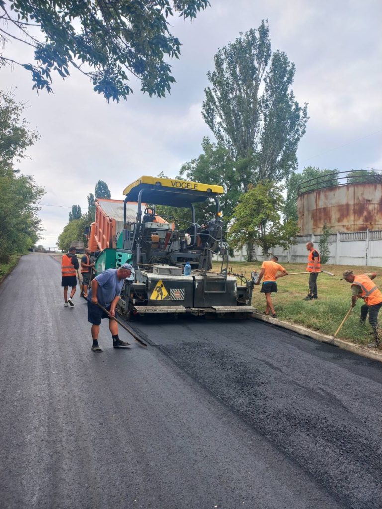 Минулого тижня на Миколаївщині ремонтні роботи тривали на 11 місцевих дорогах (ФОТО) 2