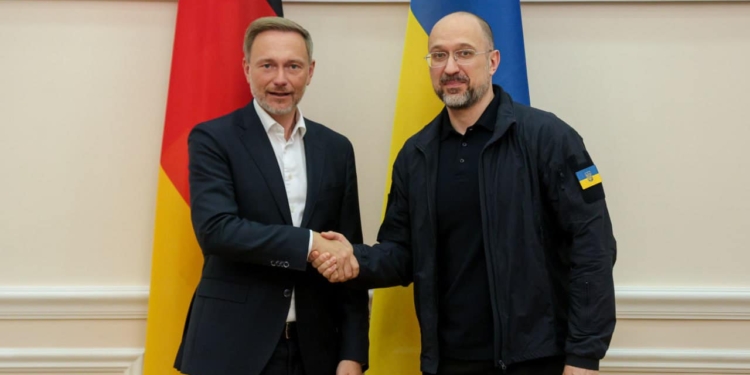 Україна готує спільно з Німеччиною ще три інвестиційні проекти на 73 млн.євро – Шмигаль після зустрічі з міністром фінансів ФРГ (ФОТО)