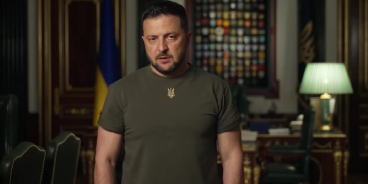 Дві нові IRIS-Т від Німеччини, майбутній Форум оборонних індустрій, вдячність військовим, які особливо відзначились: про що сьогодні говорив в своєму зверненні Зеленський (ВІДЕО)