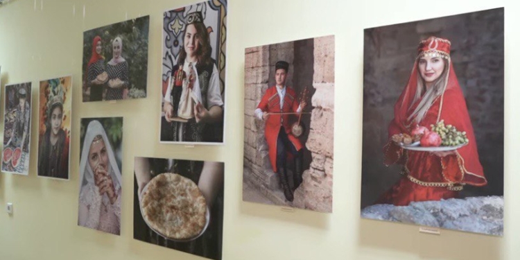 «Миколаївщина багатонаціональна»: у Миколаєві відкрилась виставка фоторобіт (ВІДЕО)