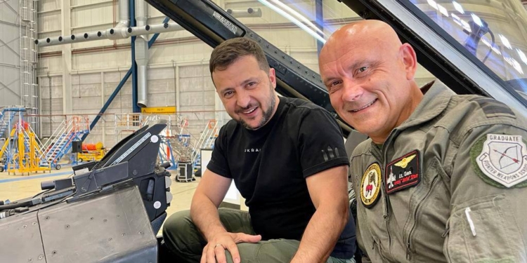 «Я дякую Нідерландам за лідерство в підтримці України» – Зеленський у Нідерландах (ВІДЕО)