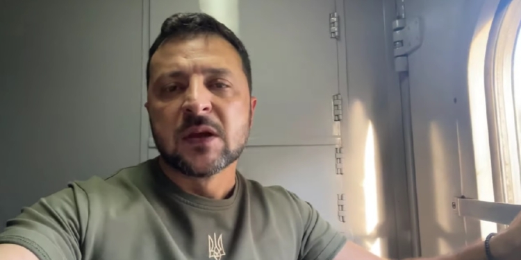 «Літаки для України будуть. Додаткова бронетехніка буде. ППО посилимо» – Зеленський дав короткий звіт про своє політичне турне (ВІДЕО)