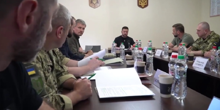 Зеленський обіцяє зробити Закарпаття «одним із драйверів економічного і соціального зростання» (ВІДЕО)