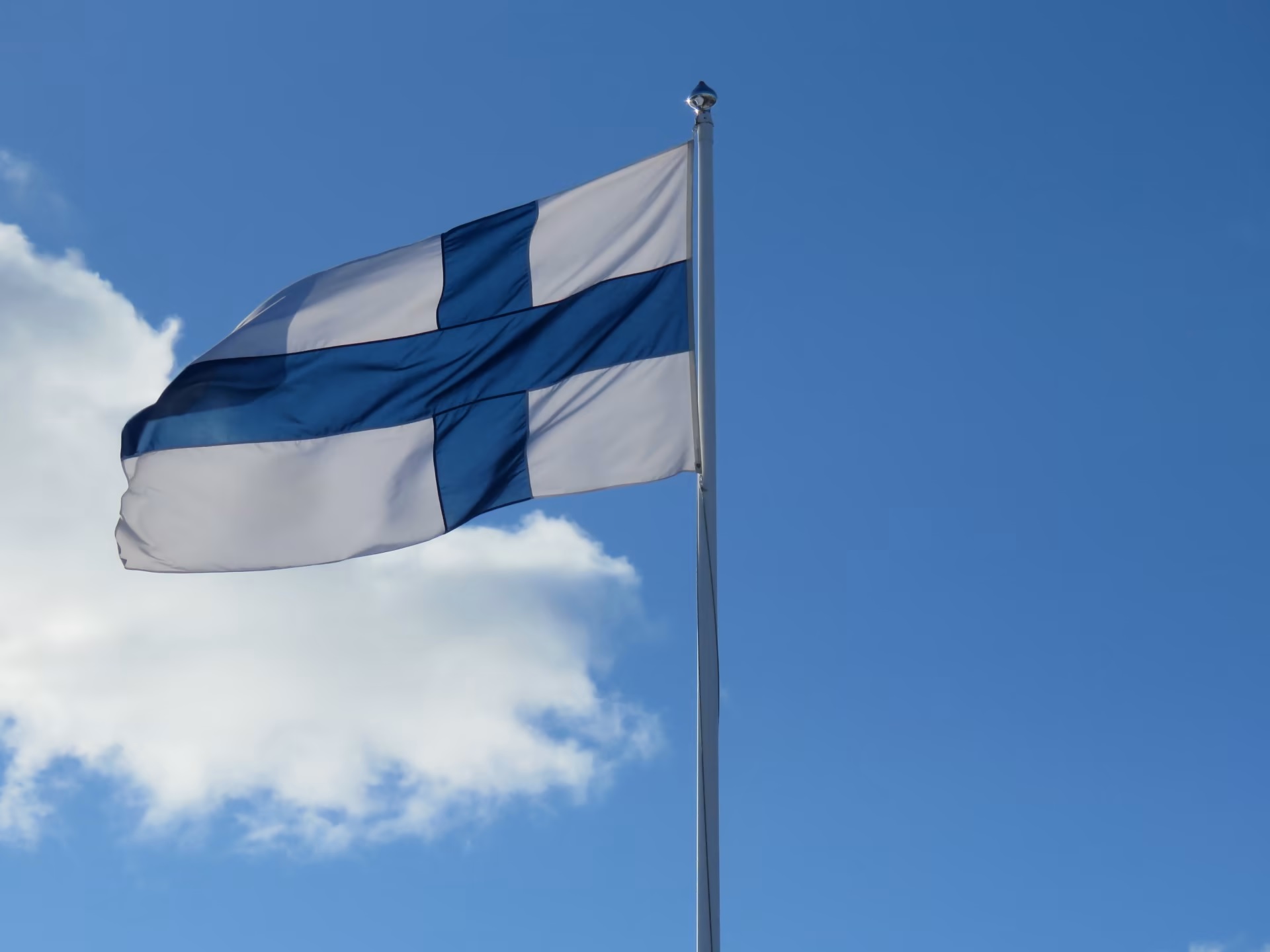 Фінляндія ухвалила рішення про 18-й пакет допомоги Україні