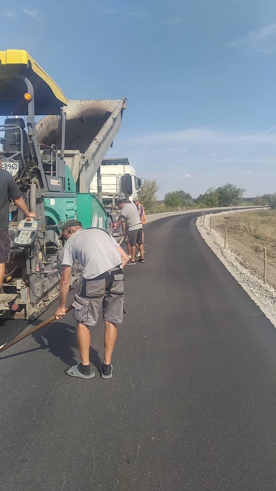 Минулого тижня ремонтні роботи проводились на ділянках чотирьох місцевих автодоріг Миколаївщини (ФОТО) 1