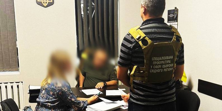 Заволоділи 700 тис грн «бойових» виплат – на Харківщині підозрюють посадовців військкомату (ФОТО)