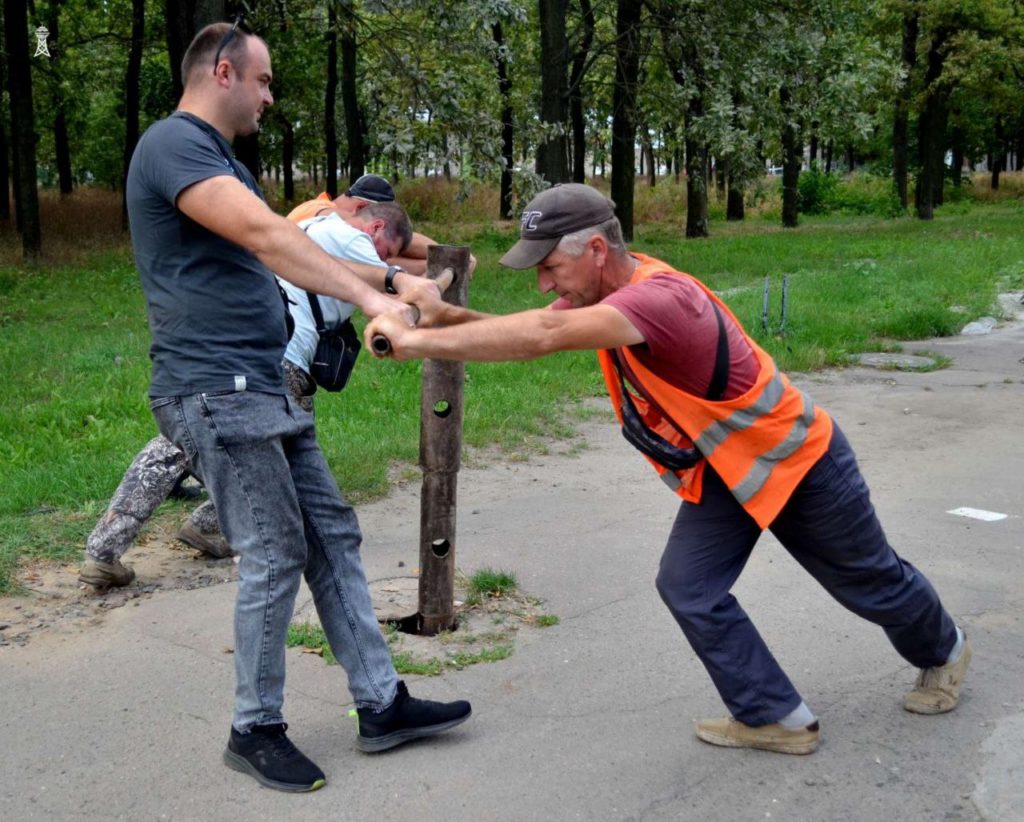 «Миколаївводоканал» почав великий ремонт каналізації на вул.Космонавтов (ФОТО) 2