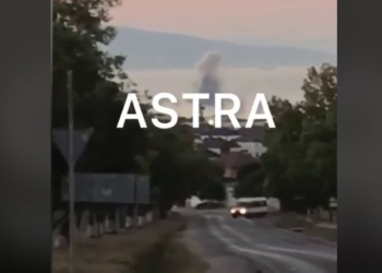 В акваторії Новоросійська вибухи і стрілянина – полюють за морськими дронами (ВІДЕО)