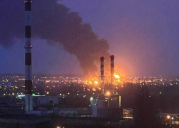 В Москві і Брянську вночі горіло (ВІДЕО)