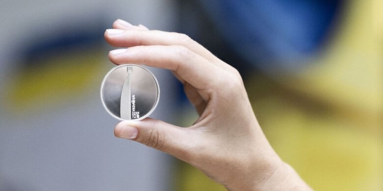 Нацбанк випустив пам’ятну монету до Дня Незалежності (ФОТО)