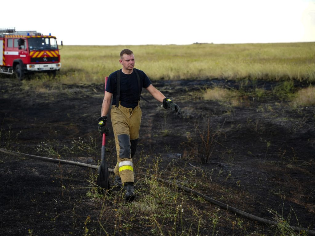 На Миколаївщині вогнеборці ліквідували 16 пожеж на відкритих територіях на загальній площі понад 20 га (ФОТО) 6