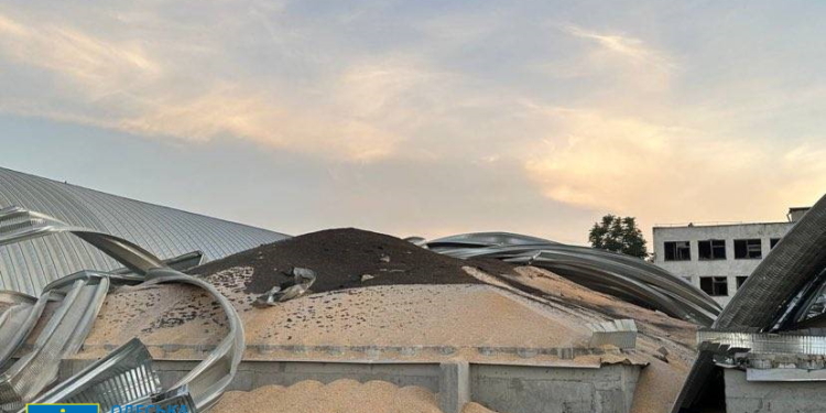 Внаслідок нічної атаки на Ізмаїл зруйнований Морвокзал (ФОТО, ВІДЕО)