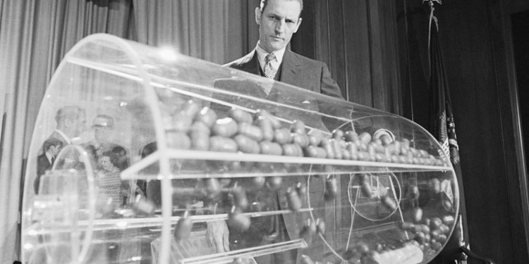 “Призовна лотерея”. Як американців мобілізували на війну у В’єтнамі (ФОТО)