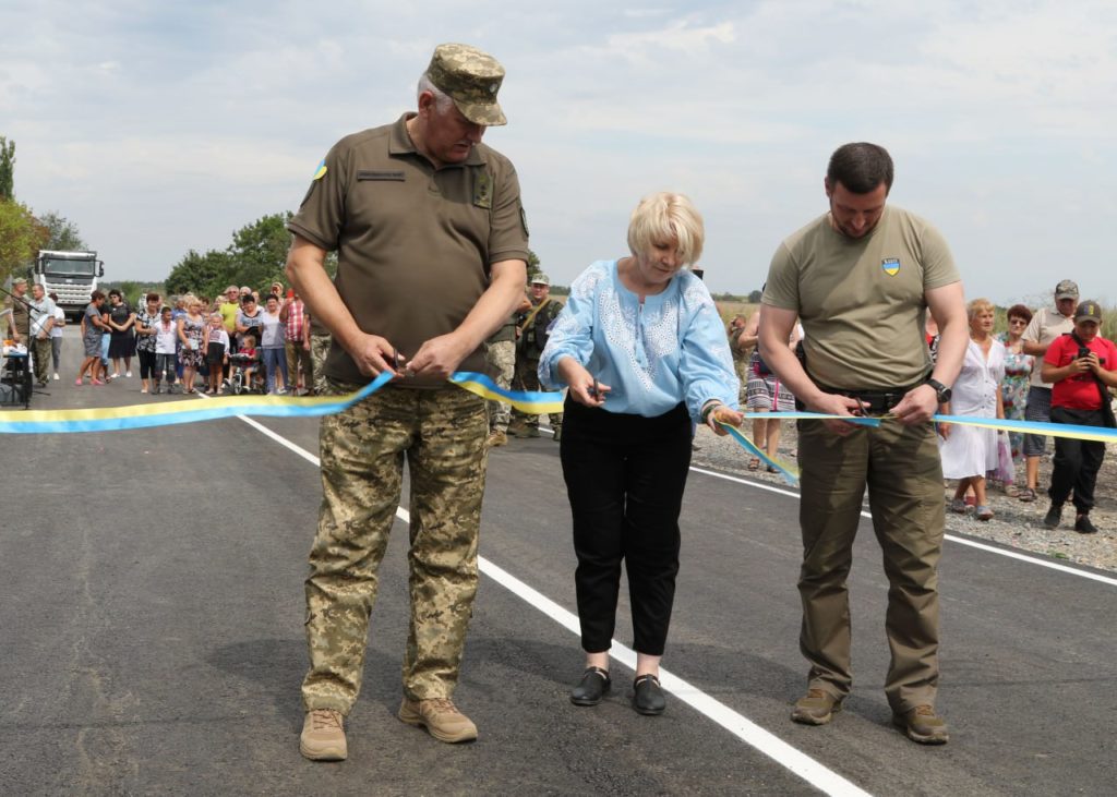 На Півдні відбудували ще один міст через Інгулець, зруйнований війною (ФОТО) 16