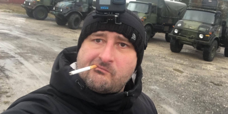 Про яйця і затримання. Бабченко розповів про доставку у поліцію після “нападу” на посольство РФ