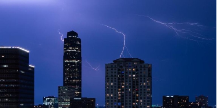 Синоптики впевнені, що Ель-Ніньйо триватиме до лютого. Що це означає