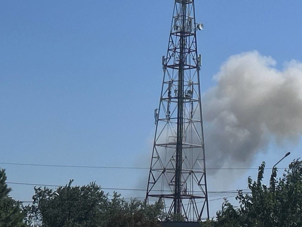 ЗСУ вдарили по Чонгарському мосту і через протоку Тонку в Генічеську (ФОТО) 2