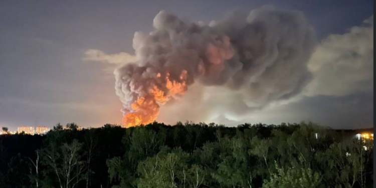 В Одинцово під Москвою була сильна пожежа (ФОТО, ВІДЕО)
