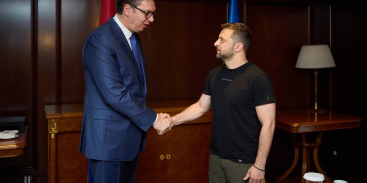 Президенти України і Сербії провели “відверту розмову” (ФОТО)