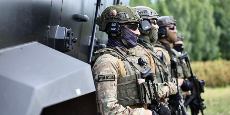 В Польщі затримали 2 росіян за пропаганду “Вагнера” і білоруса – за шпигунство