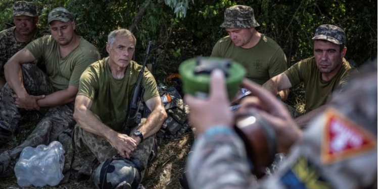 Рашисти мінують все – своїх загиблих і навіть поранених, – Reuters (ФОТО)