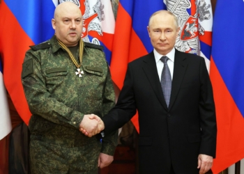 Путін поставив свій підпис не на тому аркуші паперу – найближчим часом можливий потік “компромату”, який Пригожин зібрав на режим
