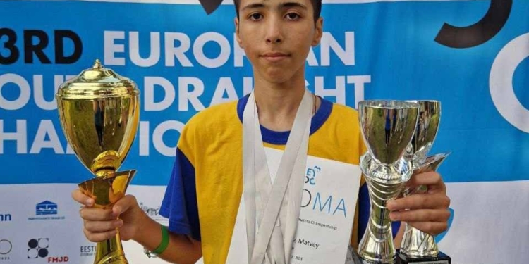 Шашкіст з Миколаєва Матвєй Колесніков здобув три нагороди чемпіонату Європи з шашок (ФОТО)