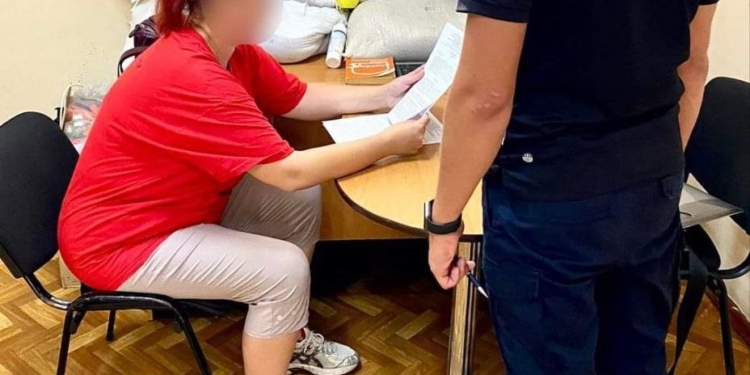 Ще одній прибічниці окупантів на Миколаївщині повідомлено про підозру (ФОТО)