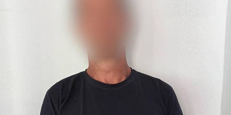 На Миколаївщині поліцейські затримали п’яного чоловіка, який погрожував підірвати гранату (ФОТО)