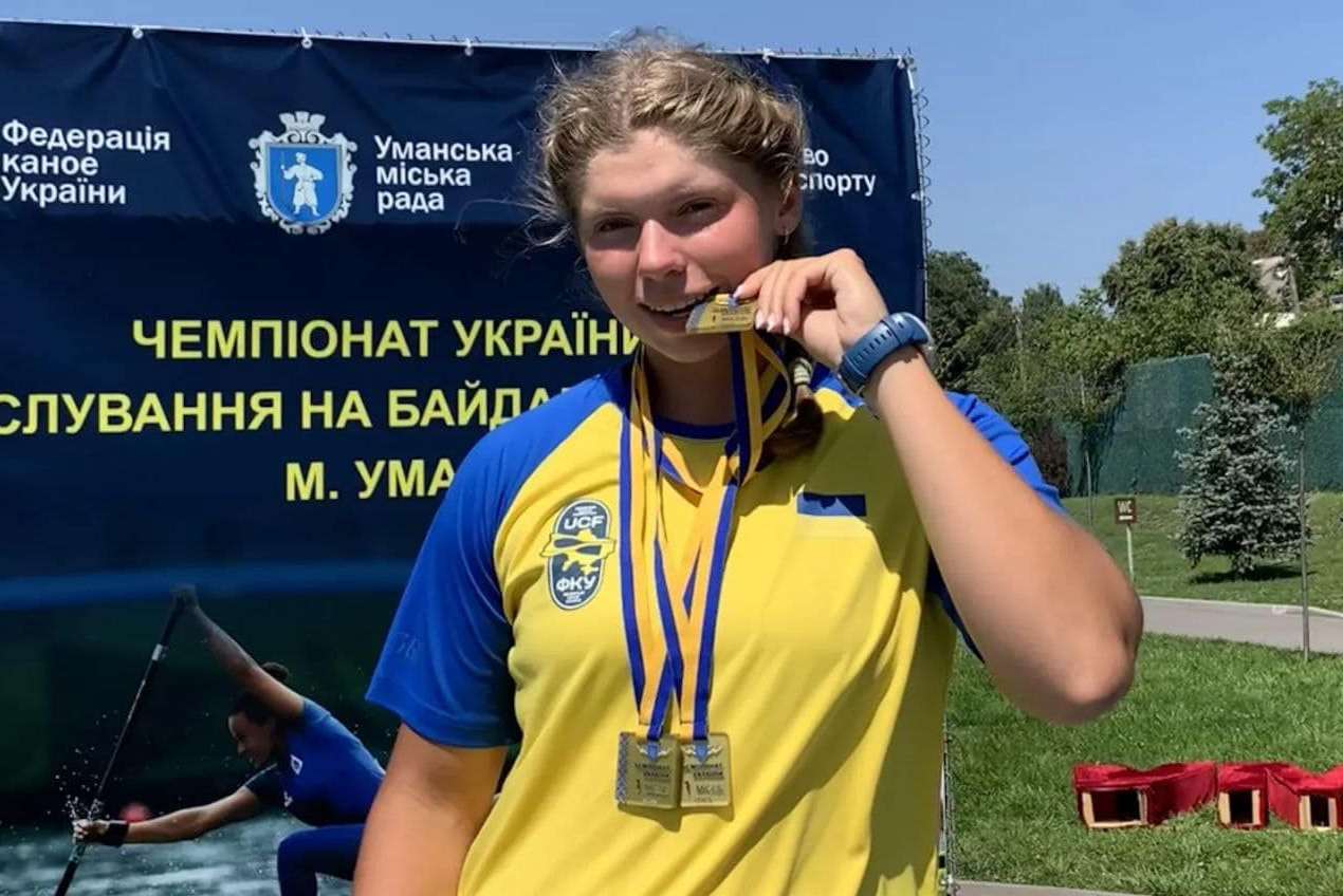 Миколаївська веслувальниця Оксана Цомпель на чемпіонаті України звоювала ще дві золоті медалі (ФОТО)