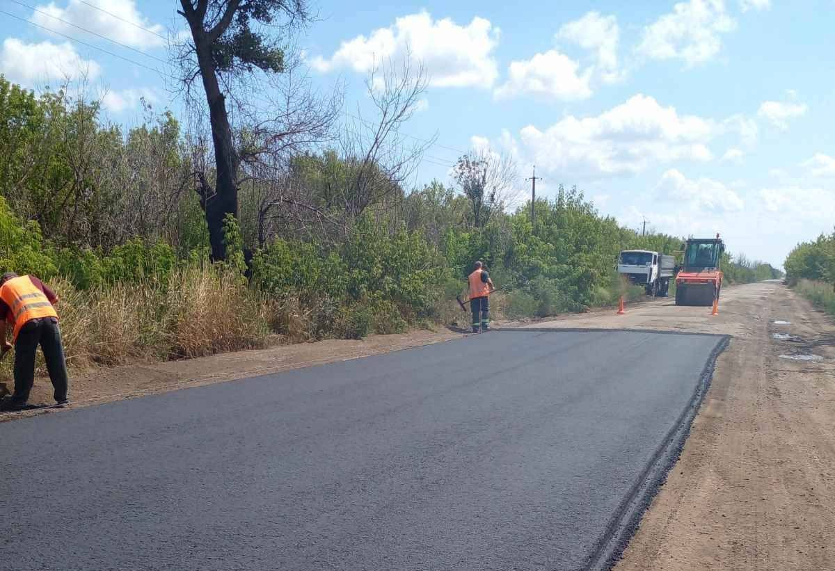 Минулого тижня ремонтні роботи виконувалися на ділянках 10 місцевих доріг Миколаївської області (ФОТО)