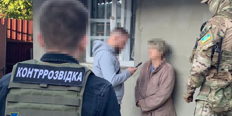 СБУ по «гарячих слідах» затримала росіянку, яка коригувала ворожі удари по Сумах 7 вересня (ФОТО)