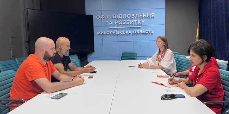 Створення навчальних центрів, ремонт закладів освіти та бомбосховищ: Миколаїв відвідали члени Представництва Save the Children International (ФОТО)