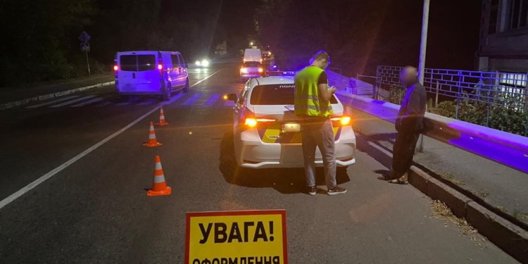 У Первомайську на Миколаївщині 14-річного хлопця збили на пішохідному переході – дитина в лікарні (ФОТО)