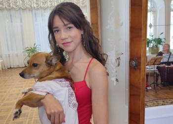 Субота весільна: у Миколаєві обручки молодятам приніс їх пес (ВІДЕО)