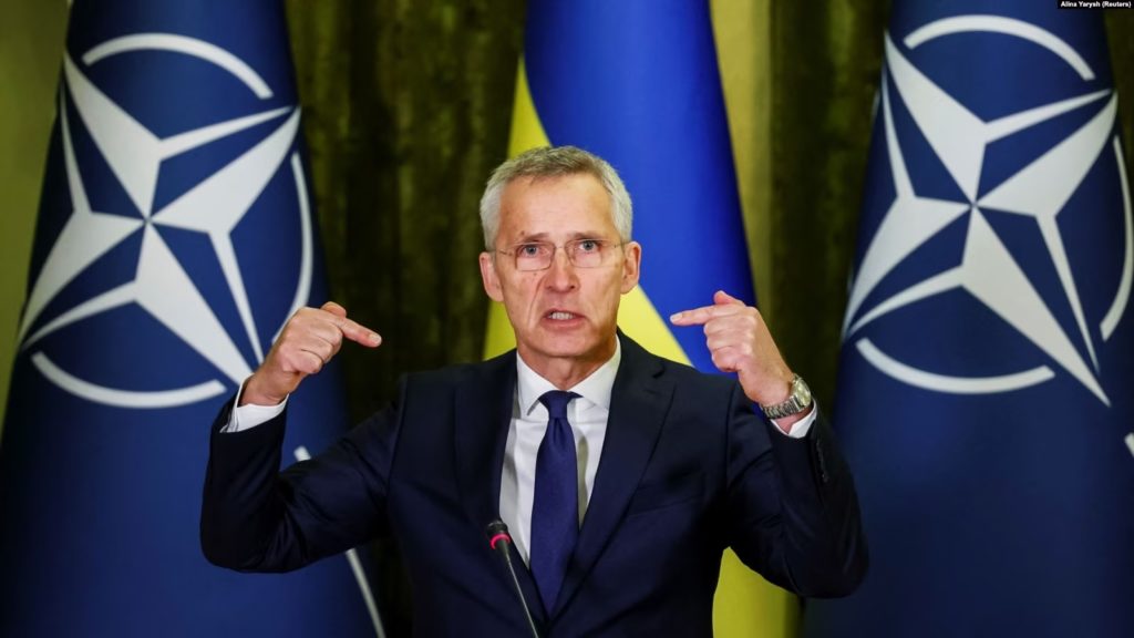 Якщо українці перестануть воювати, їхньої країни більше не буде, - Столтенберґ 1