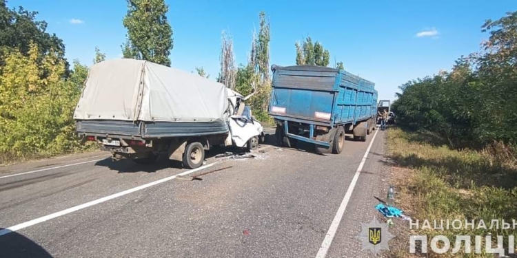 На Миколаївщині – чергова смертельна ДТП: загинув 25-річний пасажир ГАЗелі (ФОТО)