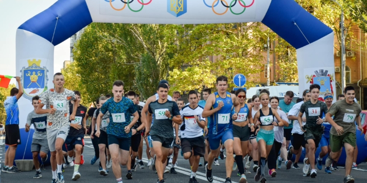 У Миколаєві відбувся перший легкоатлетичний забіг з нагоди Дня заснування Миколаївської області (ФОТО)