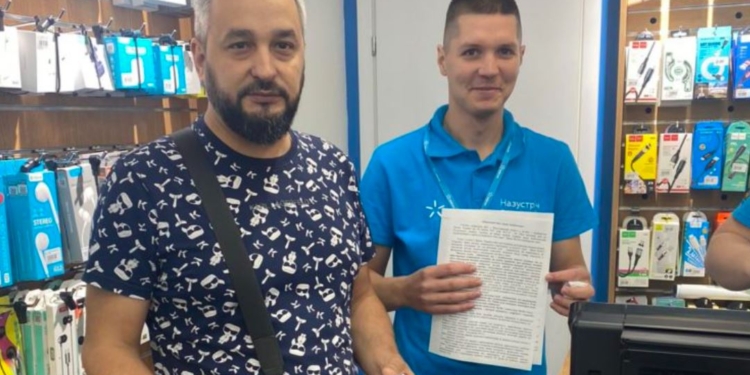 Миколаївські податківці на ринку “Колос” розповіли підприємцям про застосування РРО/ПРРО (ФОТО)