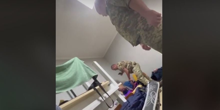 Черговий жах у військкоматі, побиття із зброєю. ДБР почало розслідування (ВІДЕО)