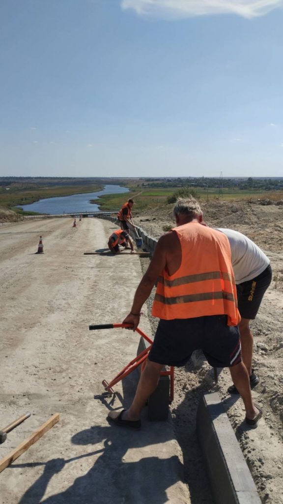 Ремонт місцевих шляхів Миколаївщини: роботи велись на ділянках 6 автодоріг (ФОТО) 4