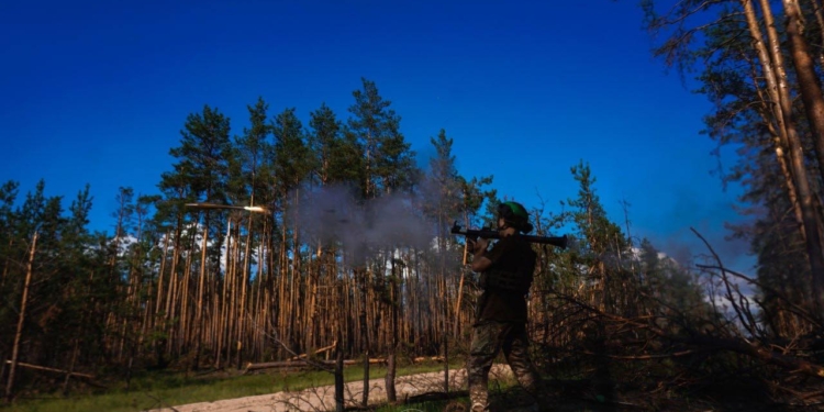 За добу в Україні ліквідовано ще 610 окупантів, а за ніч збито 25 з 33 запущених росіянами «Шахедів». Повні втрати ворога