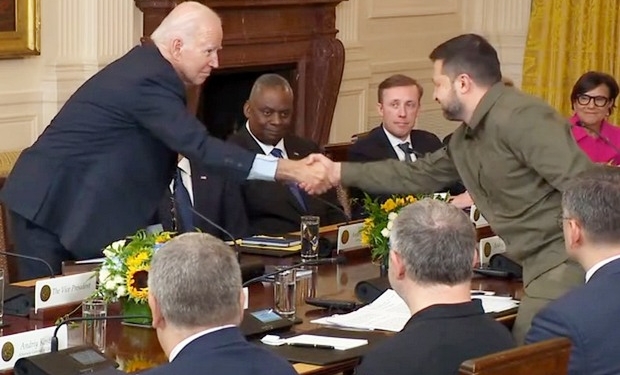 Байден повідомив про новий пакет військової допомоги. Що в ньому (ВІДЕО)